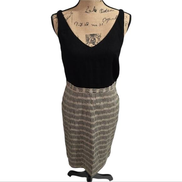 Loft Black and Beige Women's Academia Sheath Dress Size 4 - Picture 2 of 10